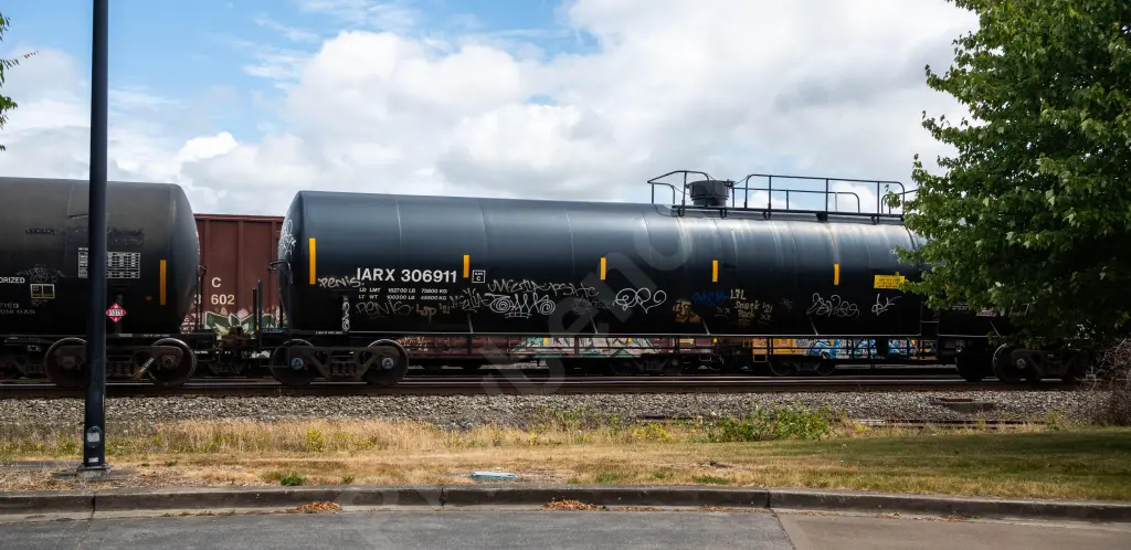 IARX306911 - NORTH-AMERICA