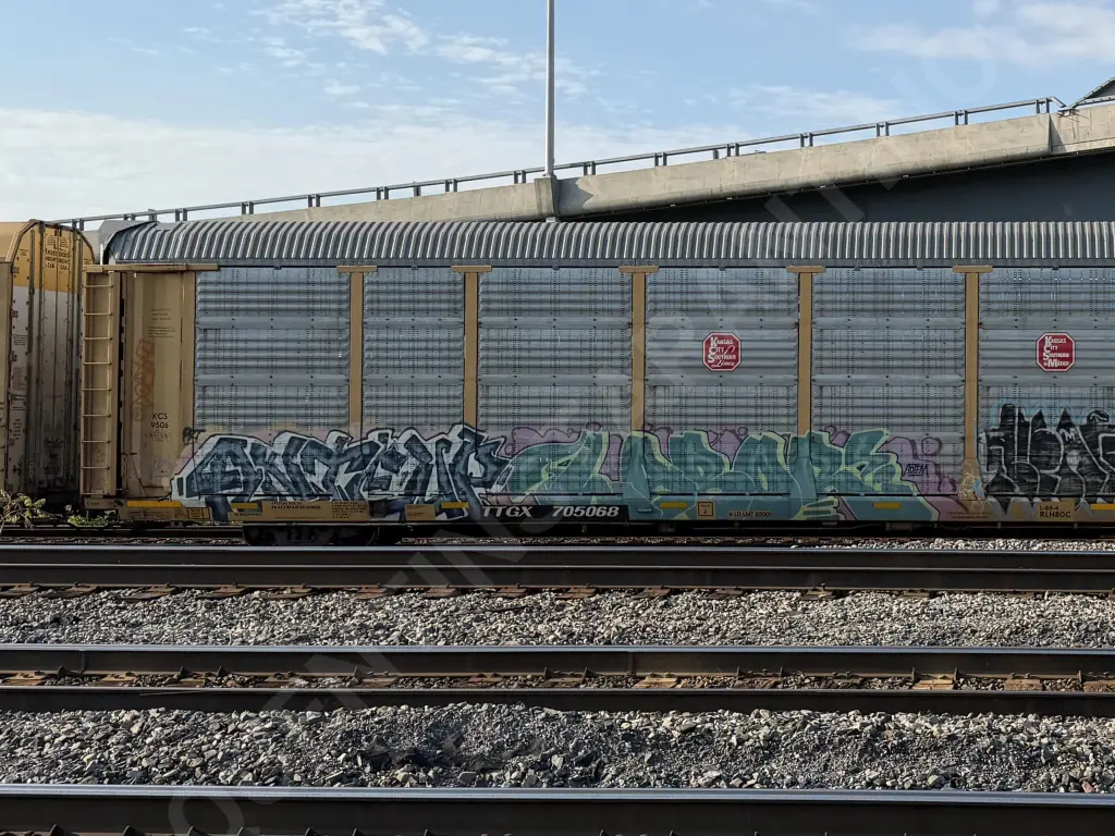 TTGX705068 - NORTH-AMERICA