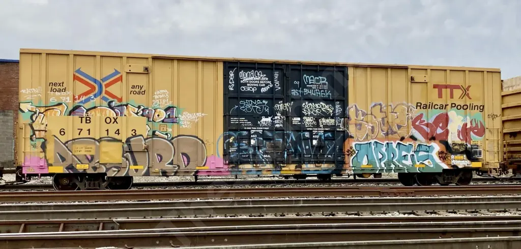 TBOX671143 - NORTH-AMERICA