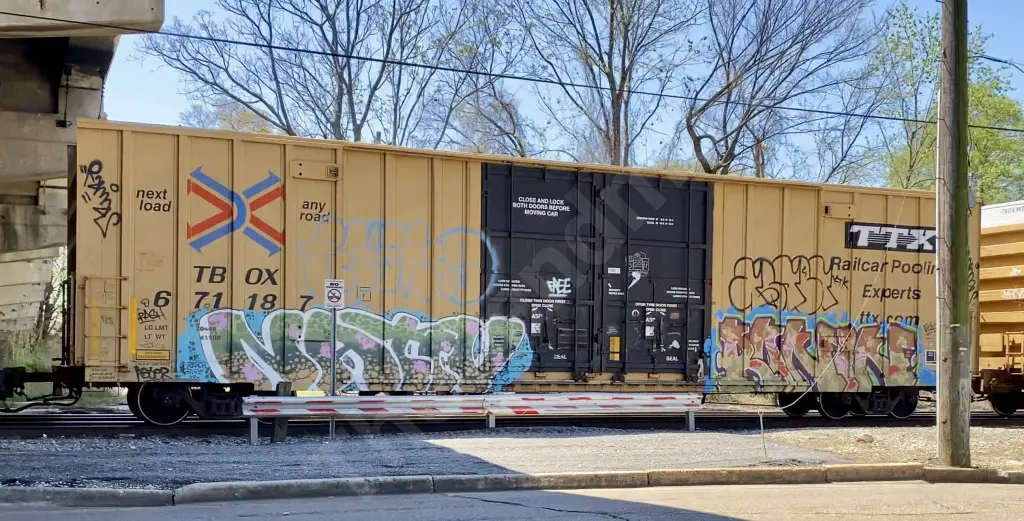TBOX671187 - NORTH-AMERICA