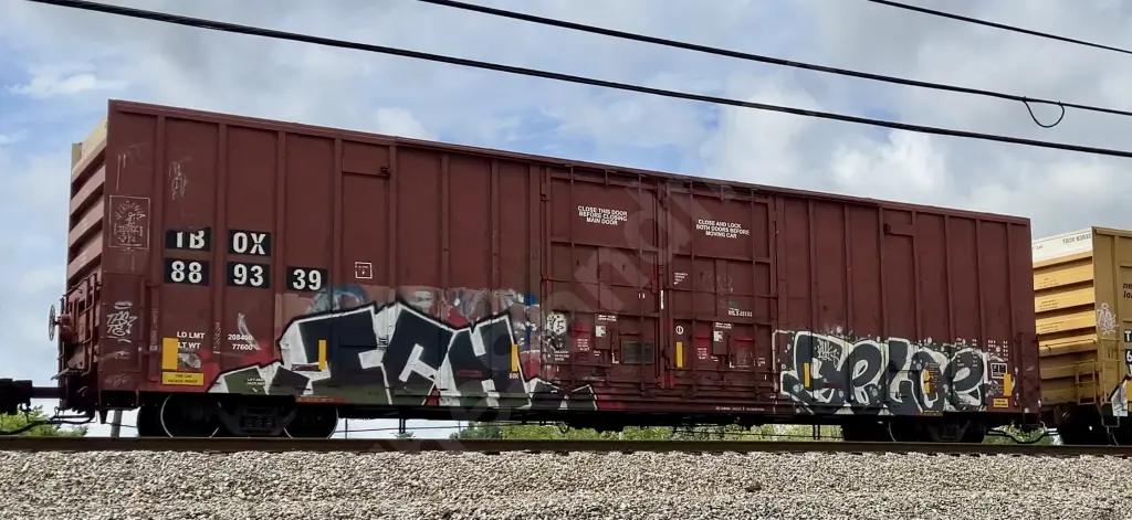 TBOX889339 - NORTH-AMERICA