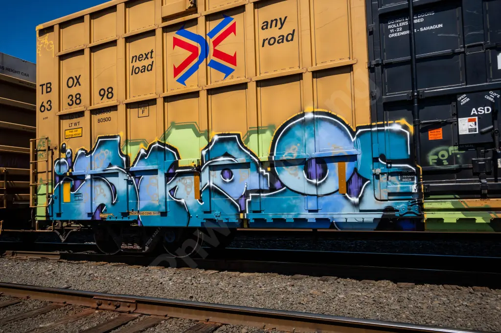 TBOX633898 - NORTH-AMERICA