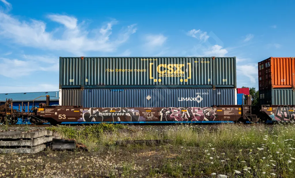 UCRY57000 - NORTH-AMERICA