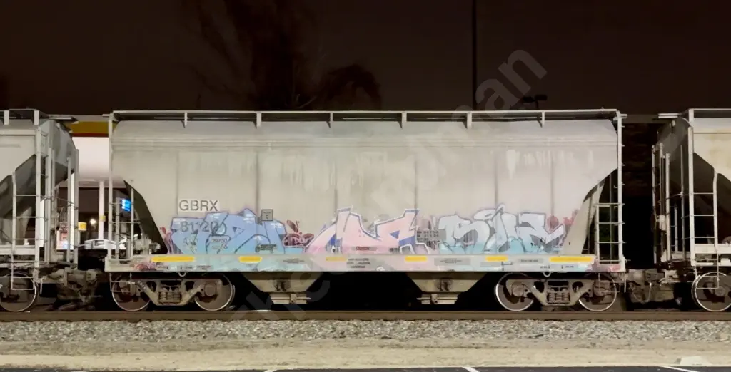 GBRX81120 - NORTH-AMERICA