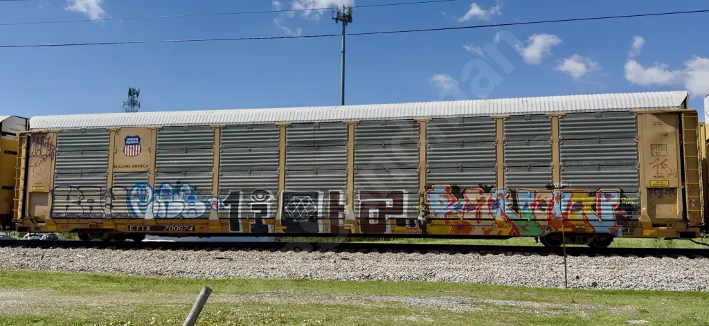 ETTX700674 - NORTH-AMERICA