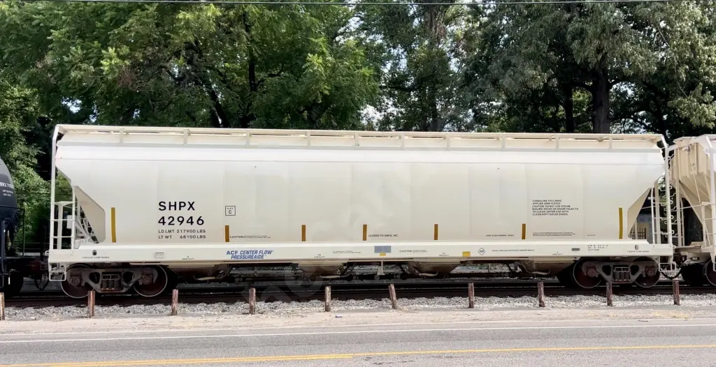 SHPX42946 - NORTH-AMERICA