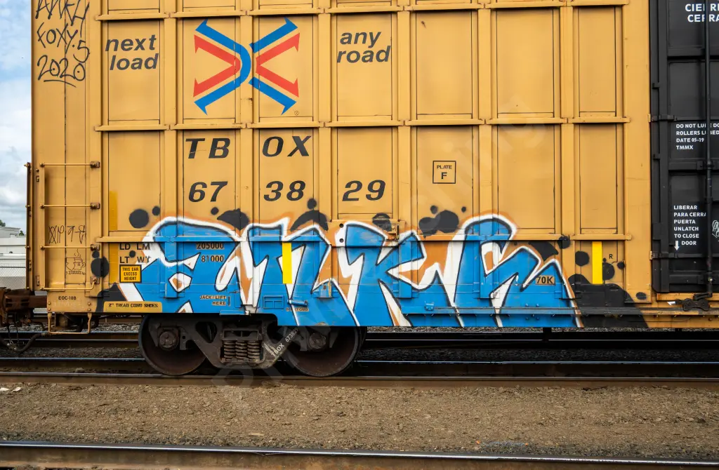 TBOX673829 - NORTH-AMERICA