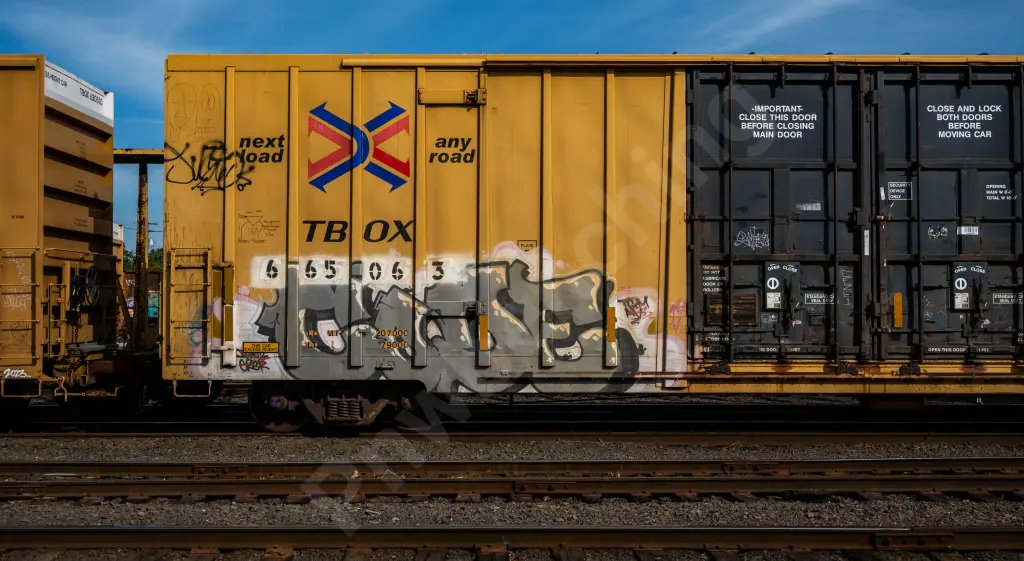 TBOX665063 - NORTH-AMERICA