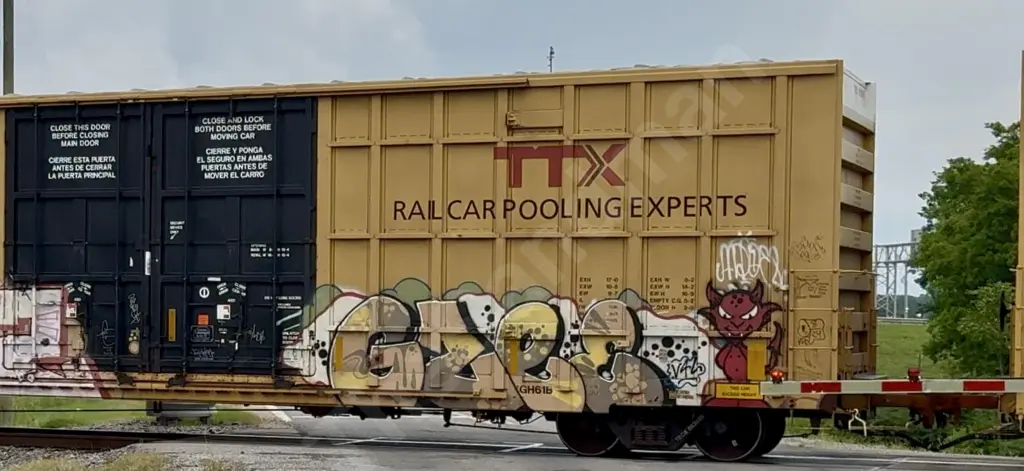 TBOX663995 - NORTH-AMERICA