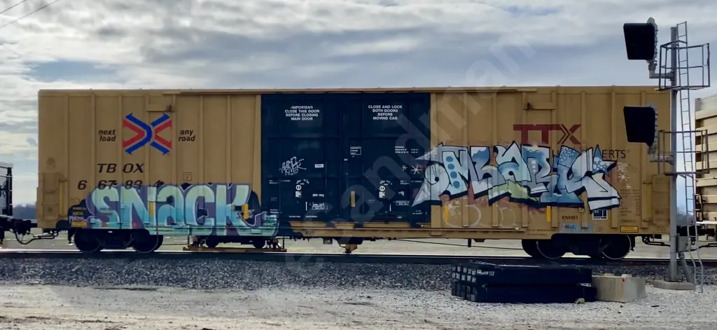 TBOX667831 - NORTH-AMERICA