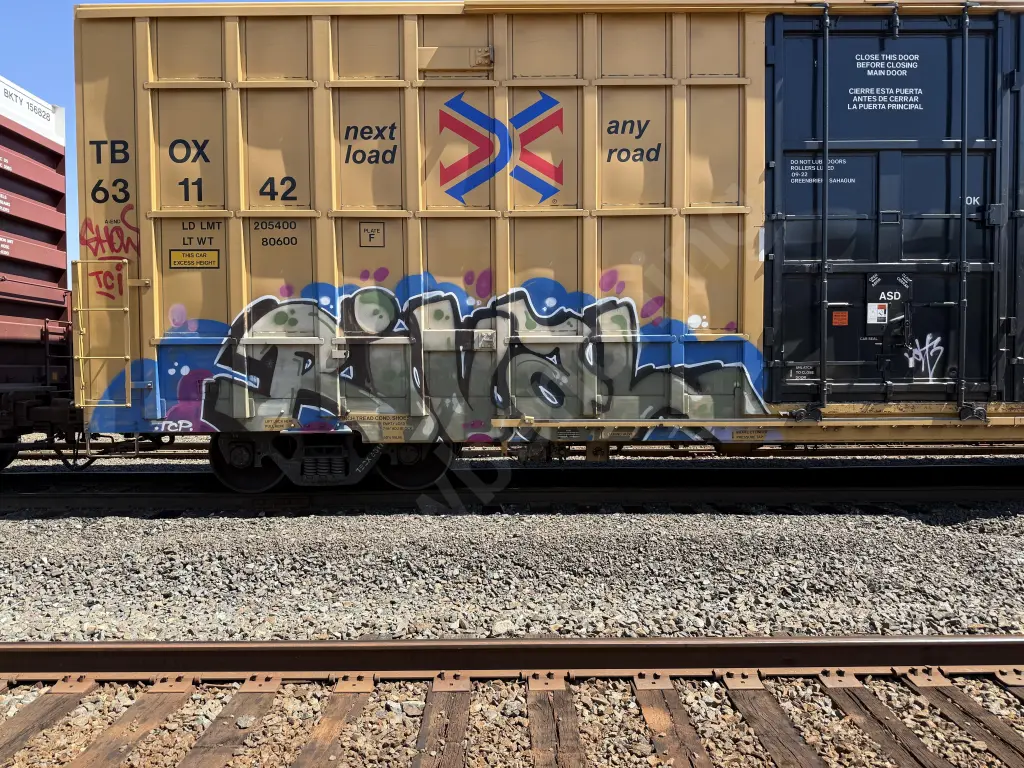 TBOX631142 - NORTH-AMERICA