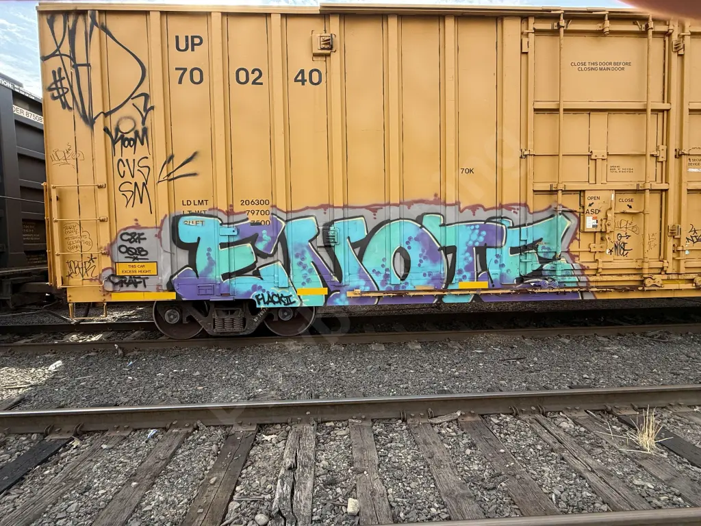 UP700240 - NORTH-AMERICA