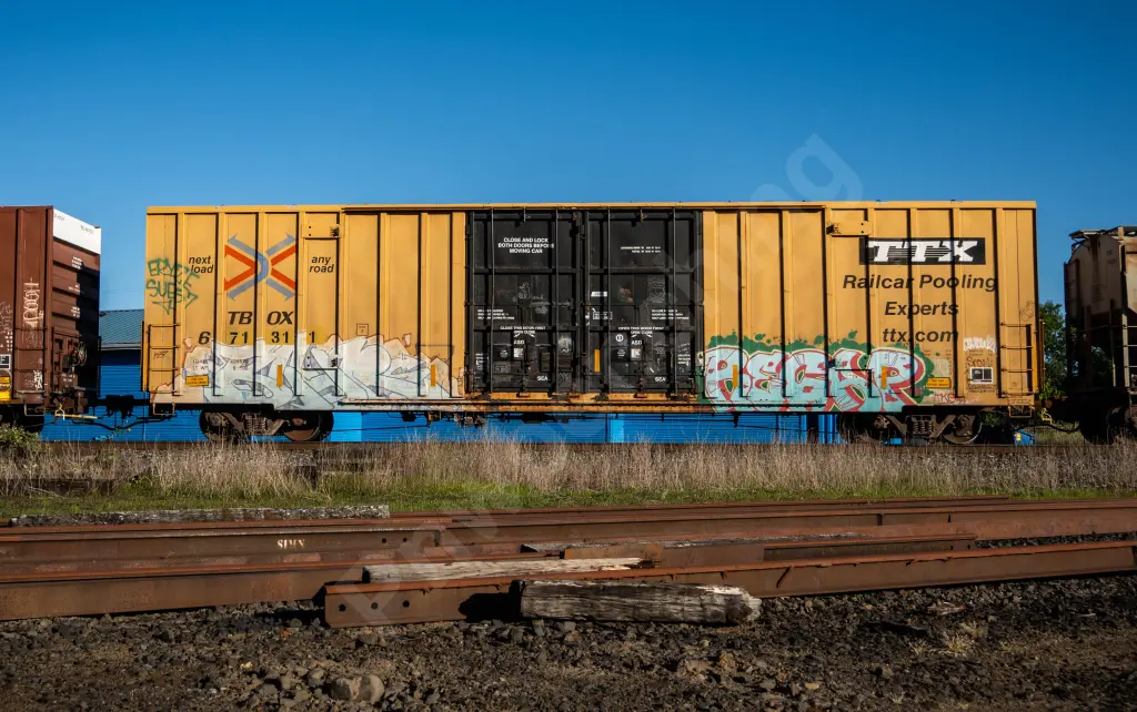 TBOX671311 - NORTH-AMERICA