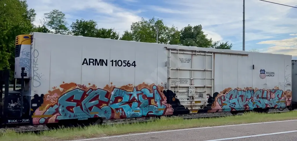 ARMN110564 - NORTH-AMERICA