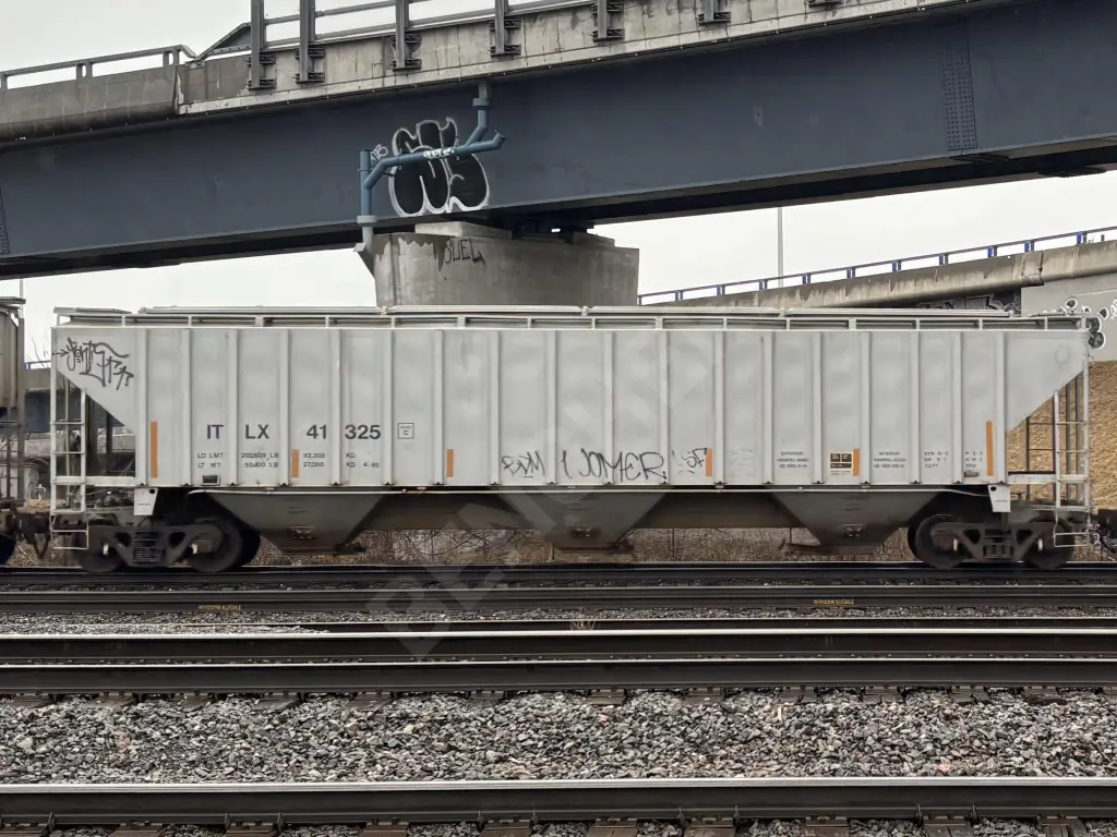 ITLX41325 - NORTH-AMERICA