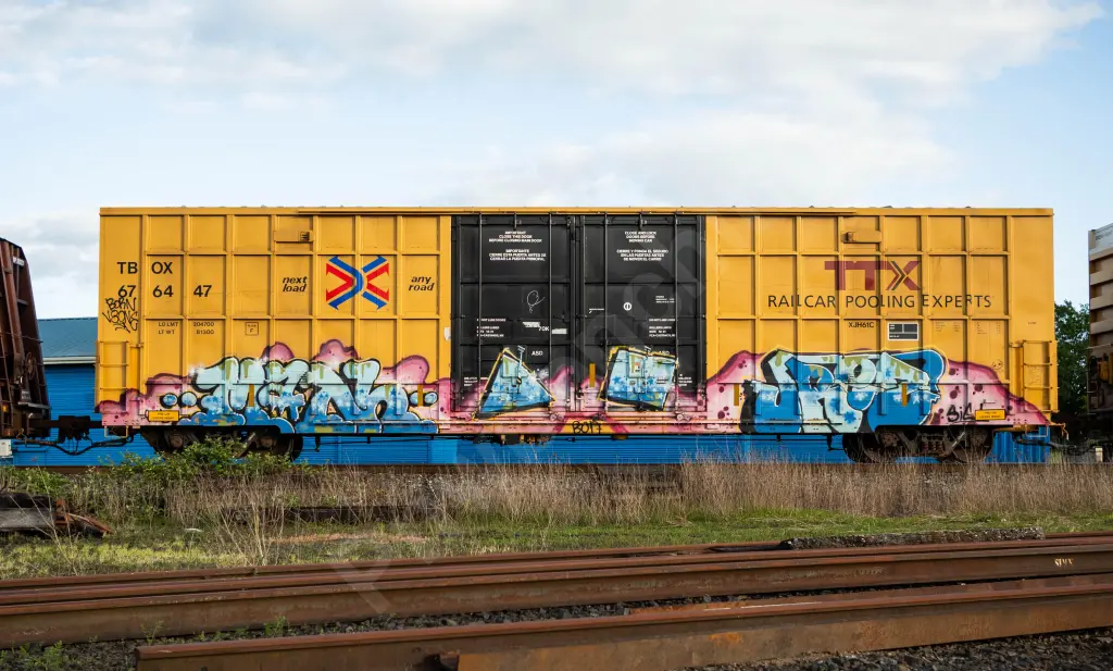 TBOX676447 - NORTH-AMERICA