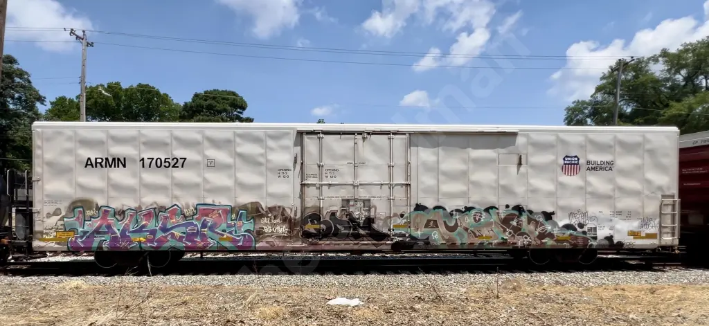 ARMN170527 - NORTH-AMERICA