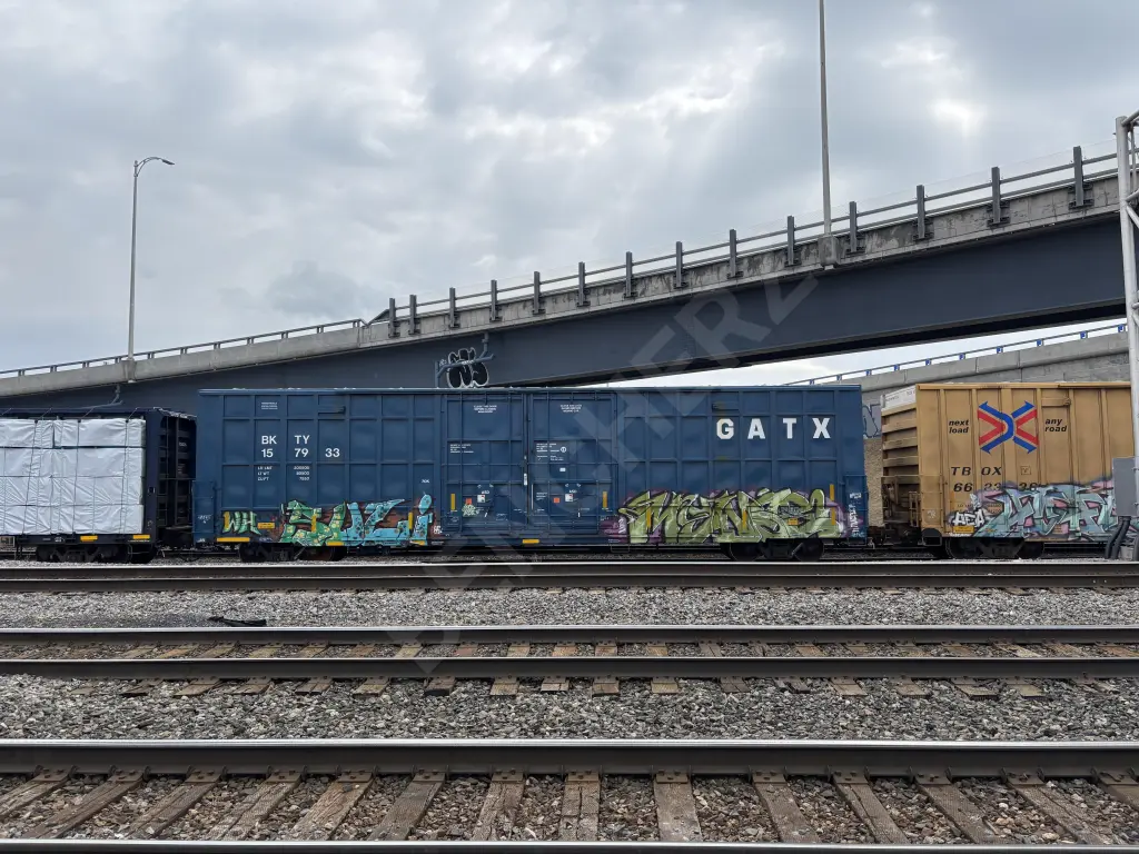 BKTY157933 - NORTH-AMERICA