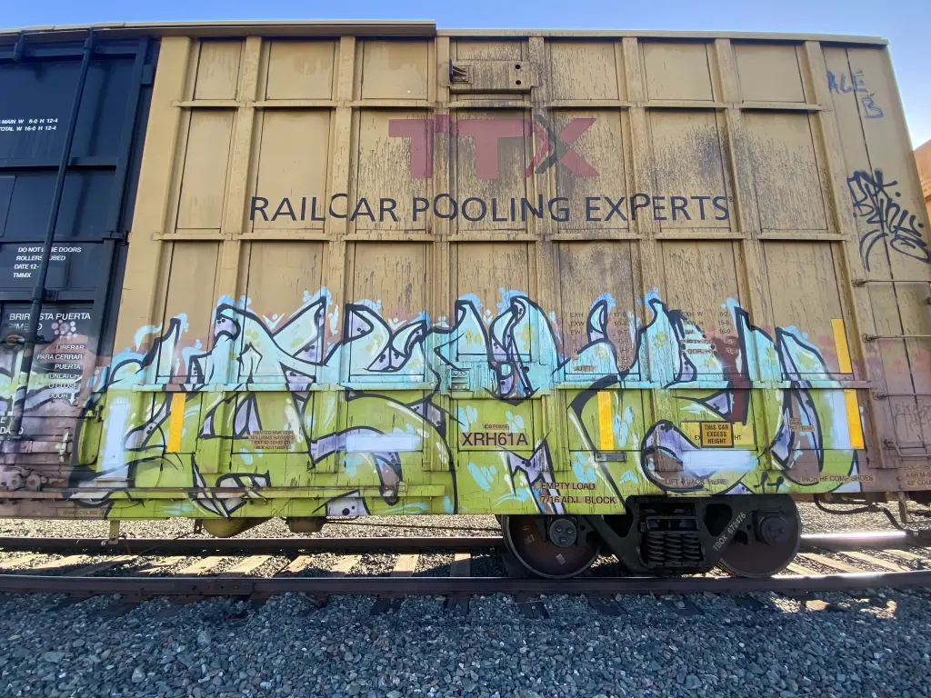 TBOX672476 - NORTH-AMERICA