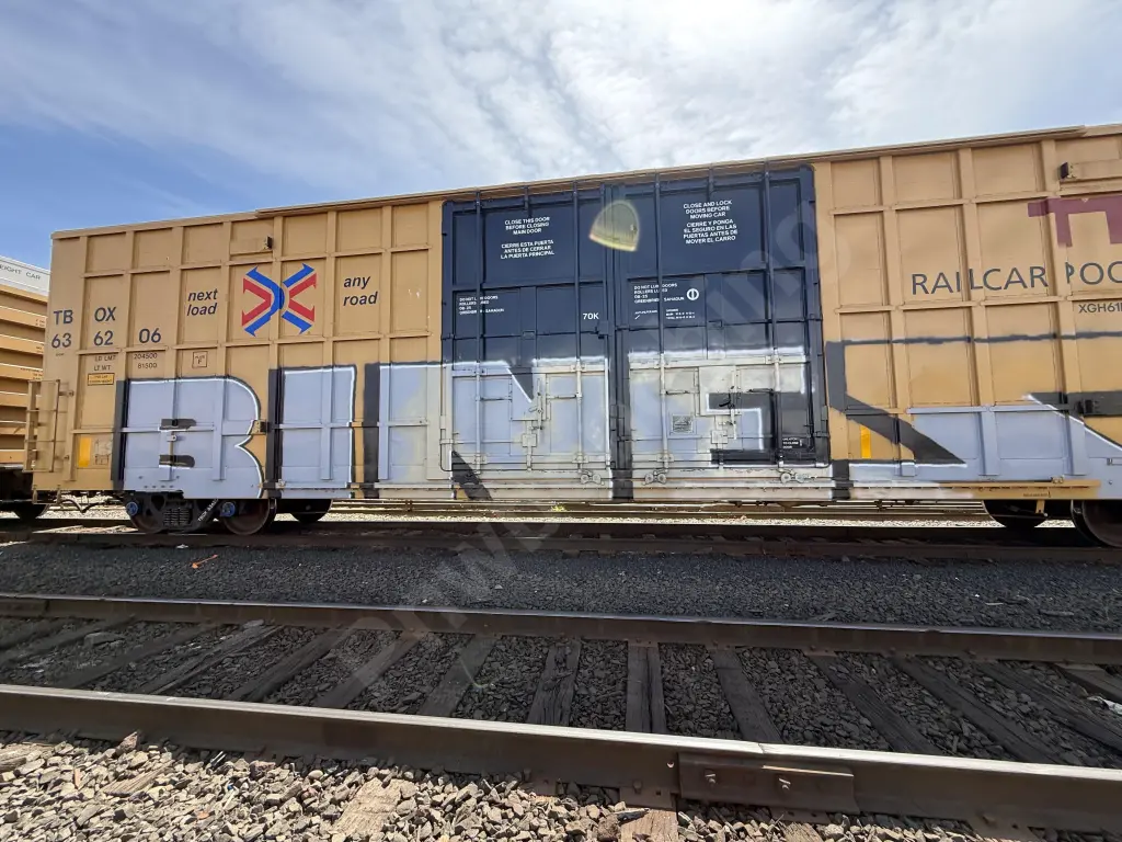 TBOX636206 - NORTH-AMERICA