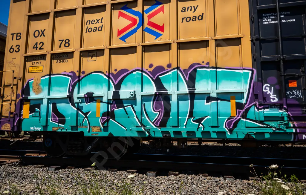TBOX634278 - NORTH-AMERICA