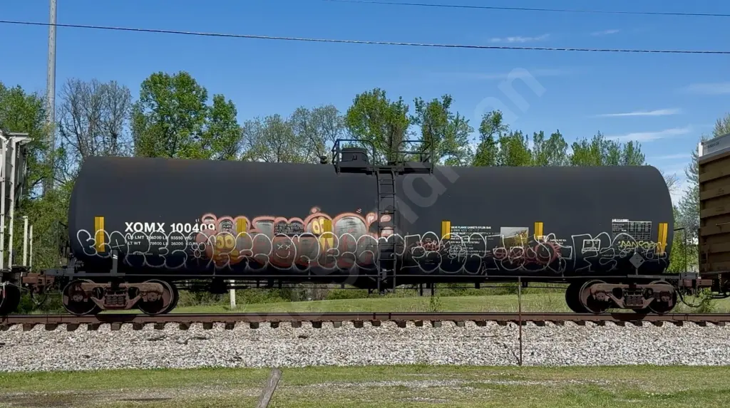 XOMX100409 - NORTH-AMERICA