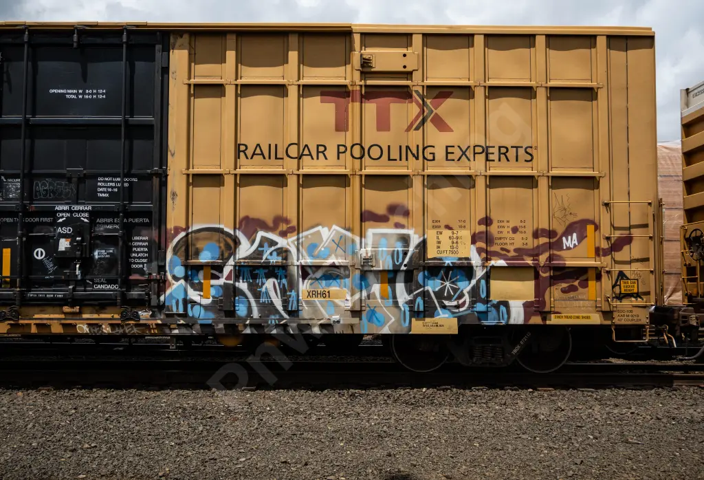 TBOX672112 - NORTH-AMERICA