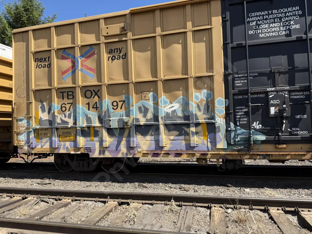 TBOX671497 - NORTH-AMERICA