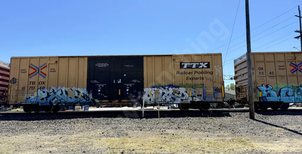 TBOX670480 - NORTH-AMERICA