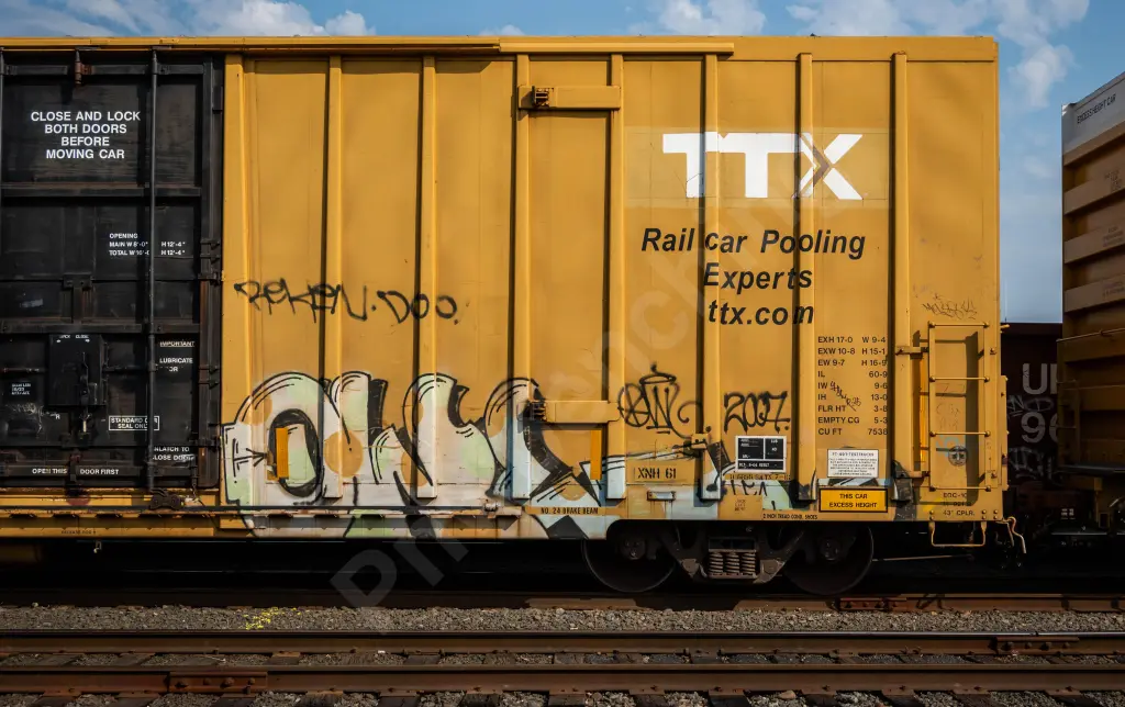 TBOX666496 - NORTH-AMERICA