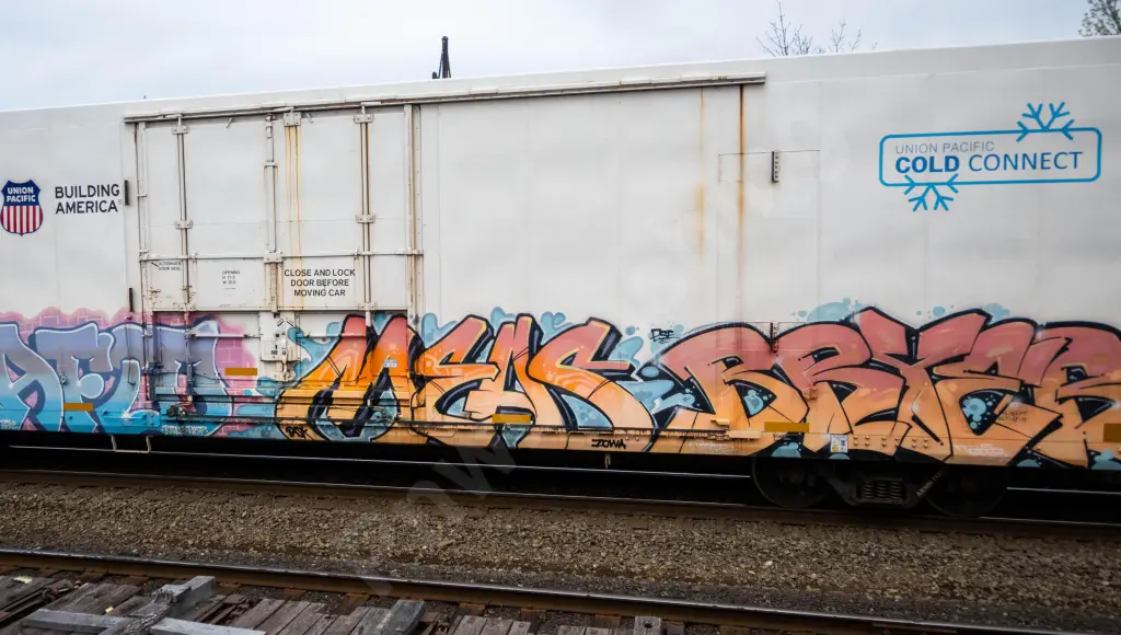 ARMN112040 - NORTH-AMERICA