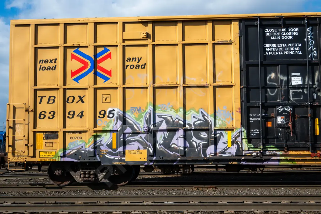 TBOX639495 - NORTH-AMERICA