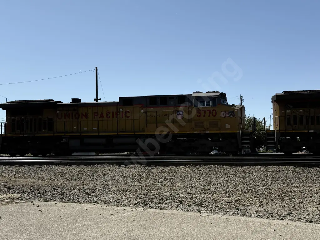 UP5770 - NORTH-AMERICA
