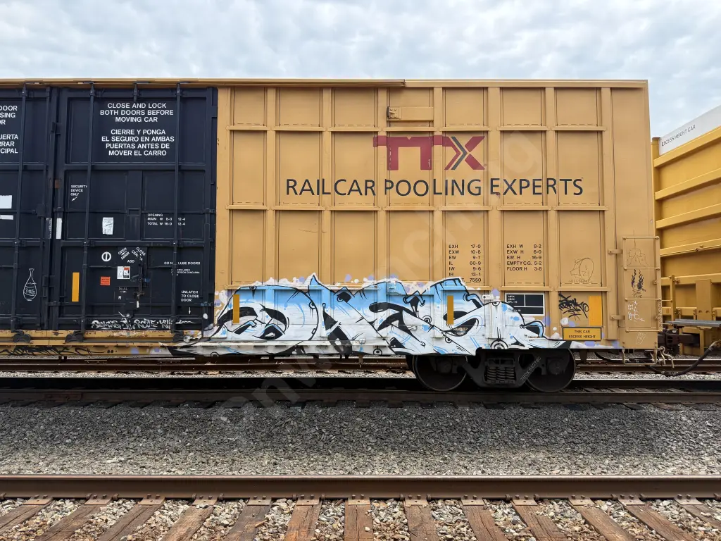 TBOX642780 - NORTH-AMERICA