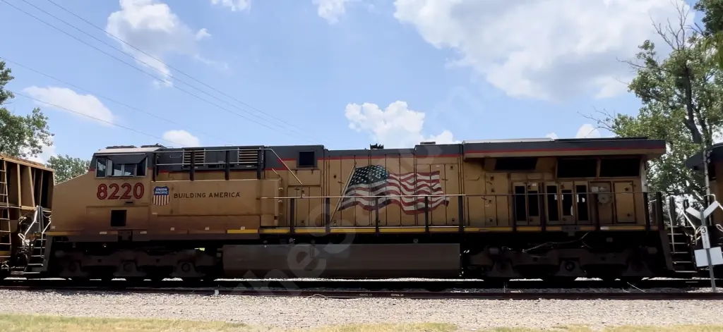UP8220 - NORTH-AMERICA