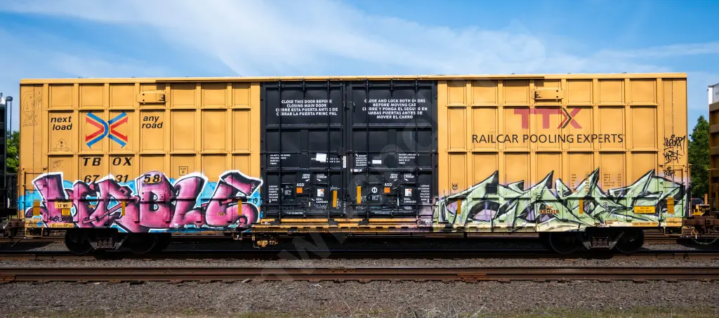 TBOX673158 - NORTH-AMERICA