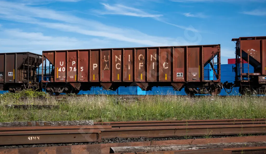 UP40765 - NORTH-AMERICA