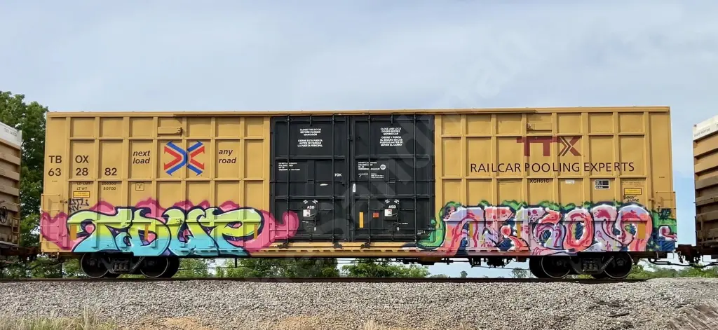 TBOX632882 - NORTH-AMERICA