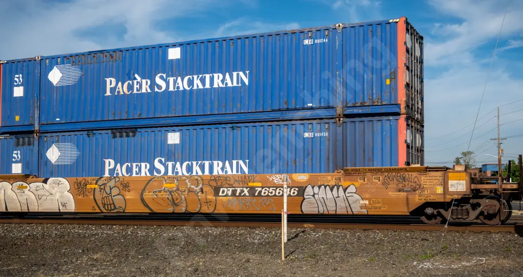 DTTX765646 - NORTH-AMERICA