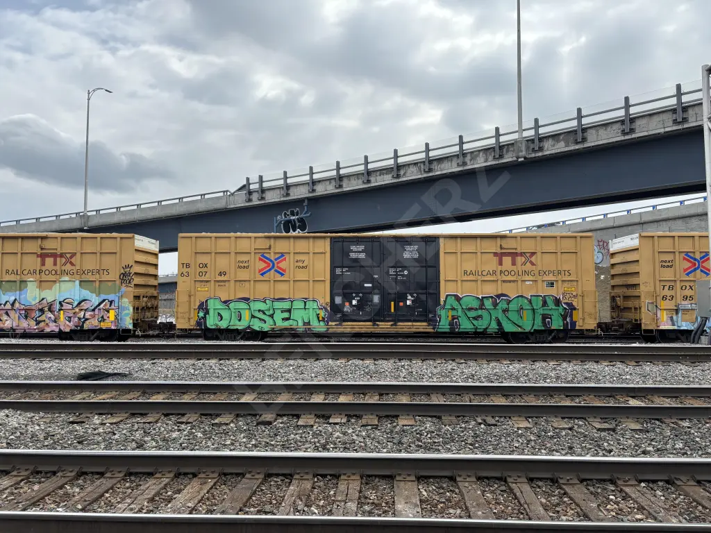TBOX630749 - NORTH-AMERICA