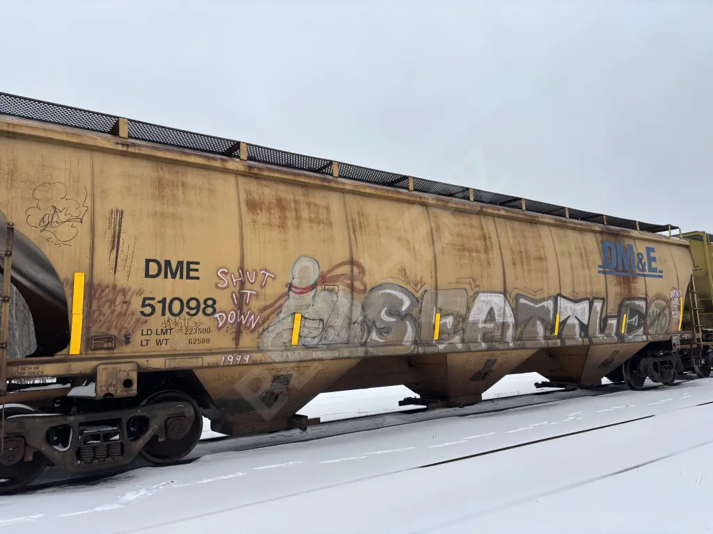 DME51098 - NORTH-AMERICA