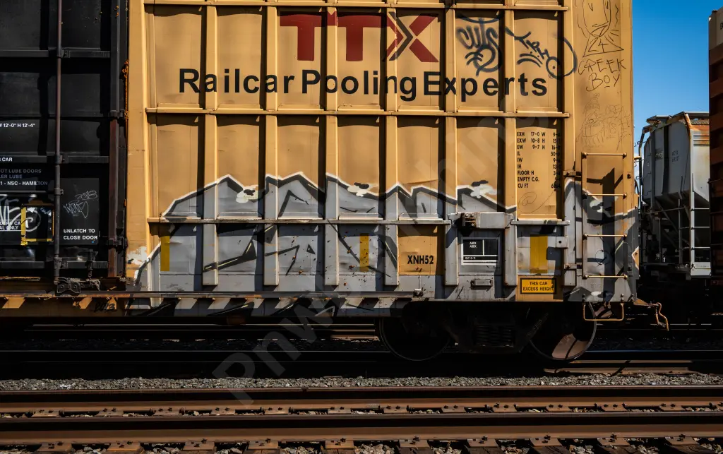 FBOX505648 - NORTH-AMERICA