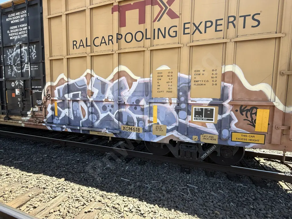 TBOX664567 - NORTH-AMERICA