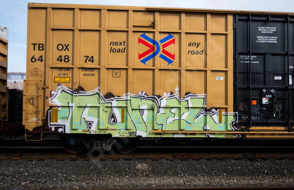 TBOX644874 - NORTH-AMERICA