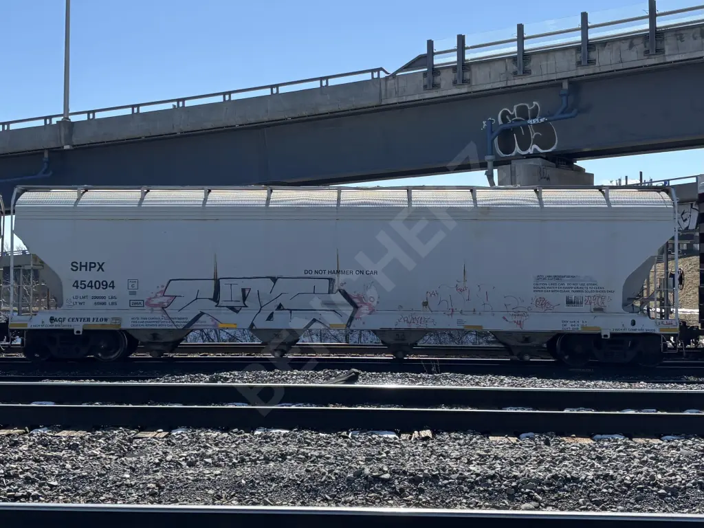 SHPX454094 - NORTH-AMERICA