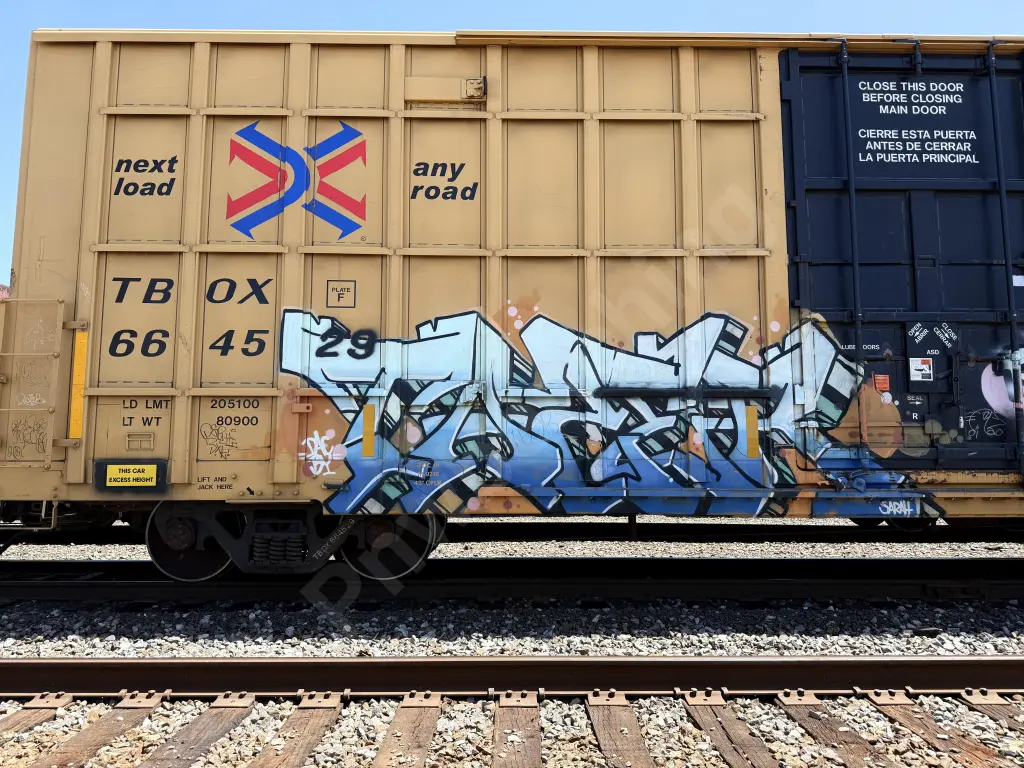 TBOX664529 - NORTH-AMERICA