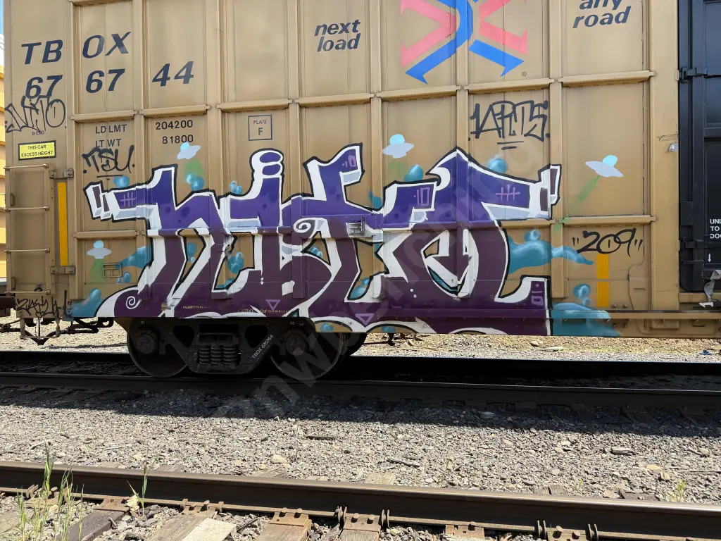 TBOX676744 - NORTH-AMERICA