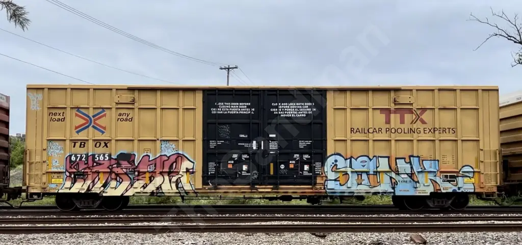TBOX672565 - NORTH-AMERICA