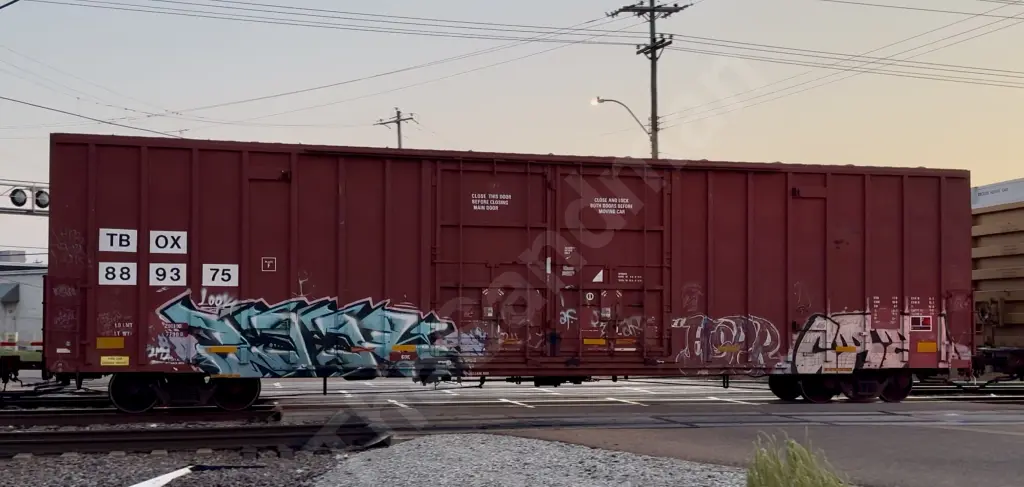 TBOX889375 - NORTH-AMERICA