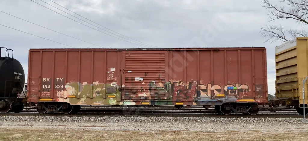 BKTY154324 - NORTH-AMERICA